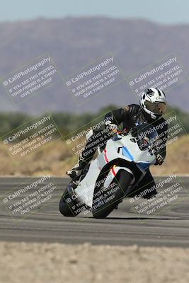 media/Oct-13-2025-Moto Forza (Mon) [[a66d839500]]/4-C Group/Session 3 (Turn 16)/